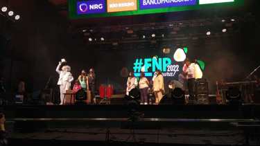 Previo  al cierre, se realizó la entrega de premios en el escenario mayor. (foto: gentileza Municipalidad de Allen)