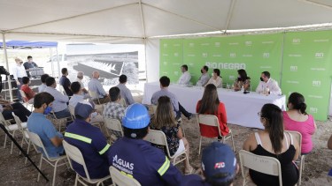 Durante el acto hubo reconocimientos para trababajdores del Aguas Rionegrinas y del DPA. Foto: gentileza.
