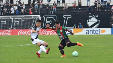 Gastón Rosselló, el uruguayo que llegará a Cipolletti para pelear por su lugar en el lateral izquierdo. Foto: gentileza Florencia Franco