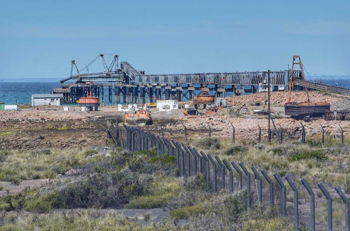 El puerto de Punta Colorada, en Sierra Grande, será la primera obra palpable que se pondrá en marcha en la zona franca. Foto: archivo.