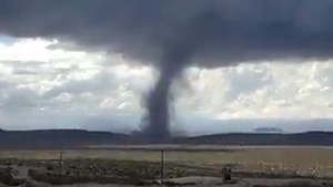 Espectacular filmación de un tornado en Malargüe