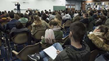 Se desconoce mucho sobre cómo financiar las universidades