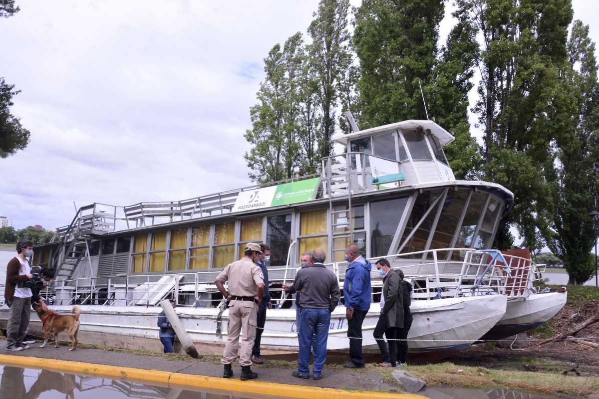 La embarcación está fuera del agua desde los primeros días de septiembre pasado. Foto : Marcelo Ochoa