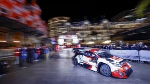 Ogier hizo todo bien y manda en el Rally de Montecarlo