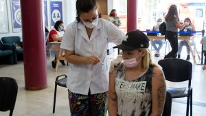 Reportan 240 muertos y 49.122 nuevos contagios de coronavirus en la Argentina