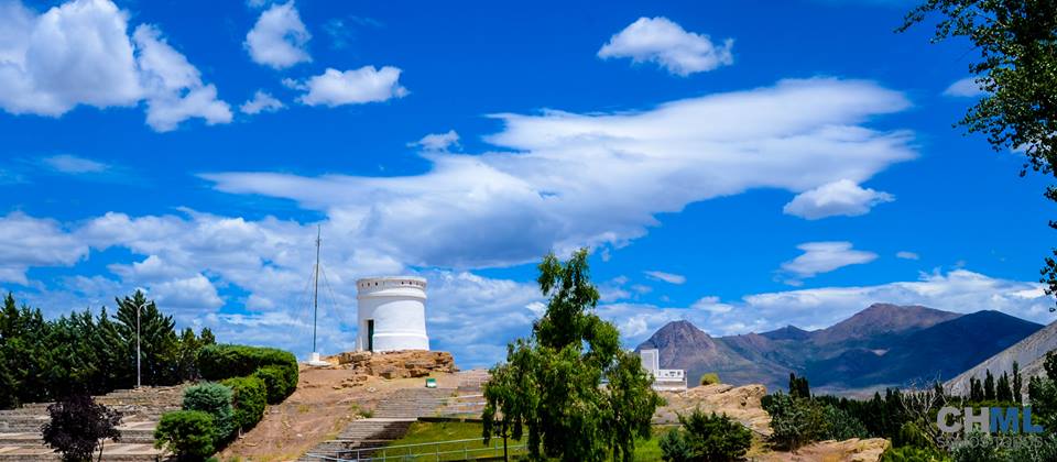El Torreón Fortín IV División, desde donde se ven los cerros, el río y el pueblo. Fotos: Turismo Chos Malal.
