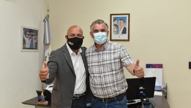 El ministro Abel Di Luca se reunió con el presidente de la cooperativa Calf, Darío Lucca. (Gentileza)