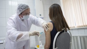 El gobierno decidió la aplicación de una cuarta dosis contra el coronavirus: cómo será