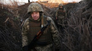 Putin ordena al ejército ruso entrar a las regiones separatistas de Ucrania