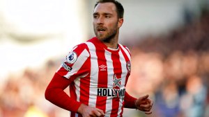 Eriksen volvió a jugar al fútbol en Brentford tras el infarto sufrido en la Euro 2021
