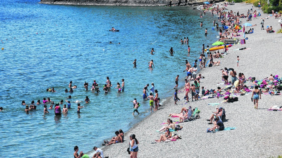 Bariloche y sus playas son el lugar más elegido de todas las ediciones del Previaje a nivel nacional. Foto: archivo