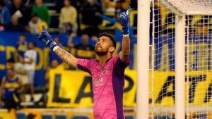 Rossi es imbatible en los penales y Boca lo disfruta