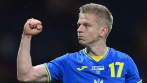 Zinchenko, jugador del City, a Putin: «Espero que mueras con la muerte más dolorosa»