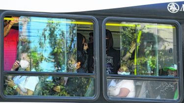 En el 2021, Nación y Provincia aportaron fondos a las empresas para subsidiar el servicio de transporte urbano de pasajeros. Foto Archivo.