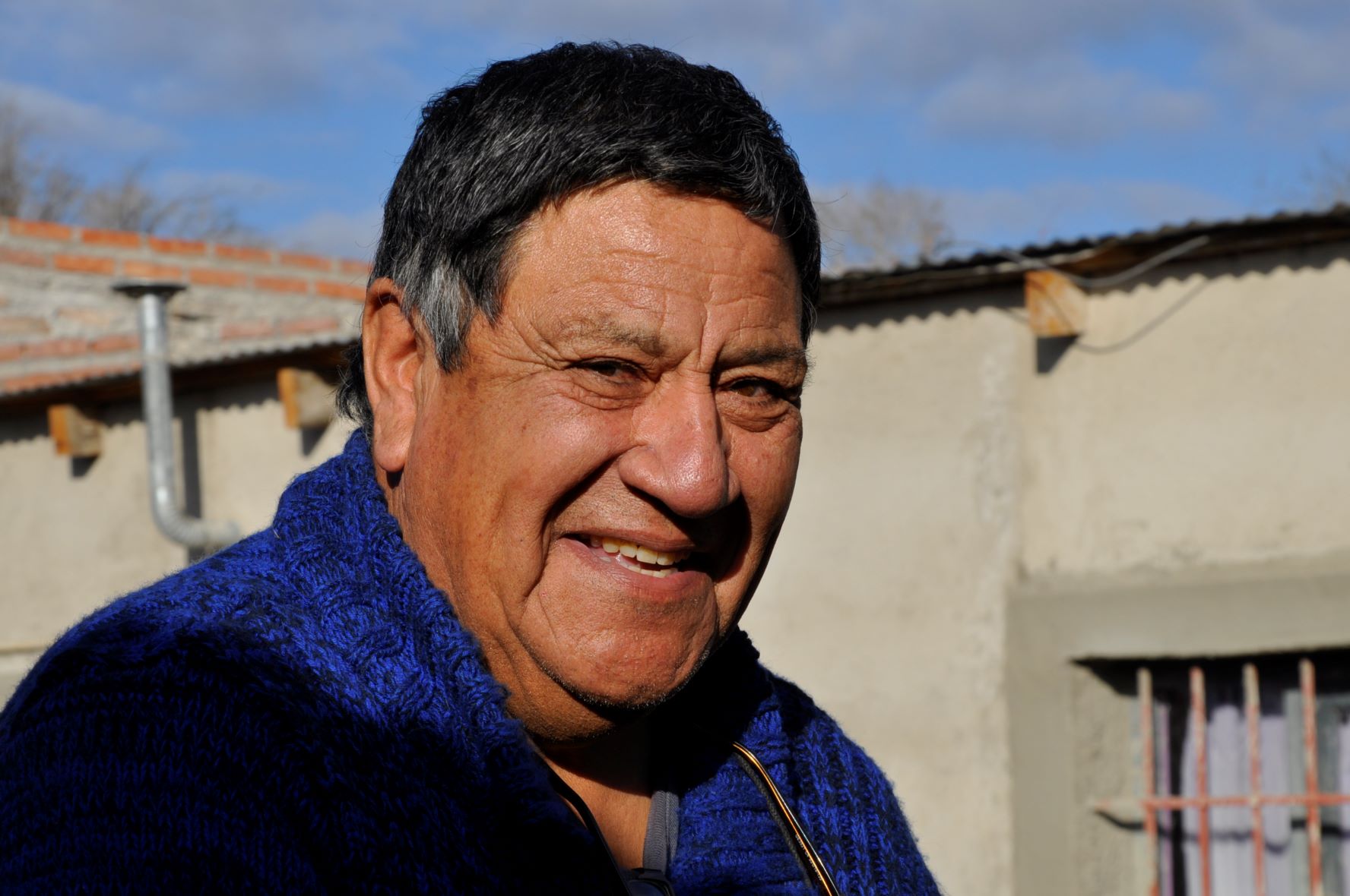 Sabino Morales, hoy a los 73 años, disfruta de la vida en el campo y se alegra por los adelantos que tiene Clemente Onelli. Foto: José Mellado.