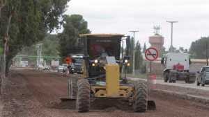 Avanzan los trabajos entre rotondas, en Centenario