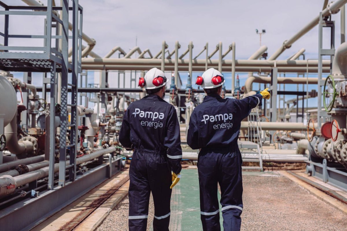 Pampa Energía se quedó con el 100% de un bloque de Vaca Muerta con el que se embarcará en la producción de petróleo.