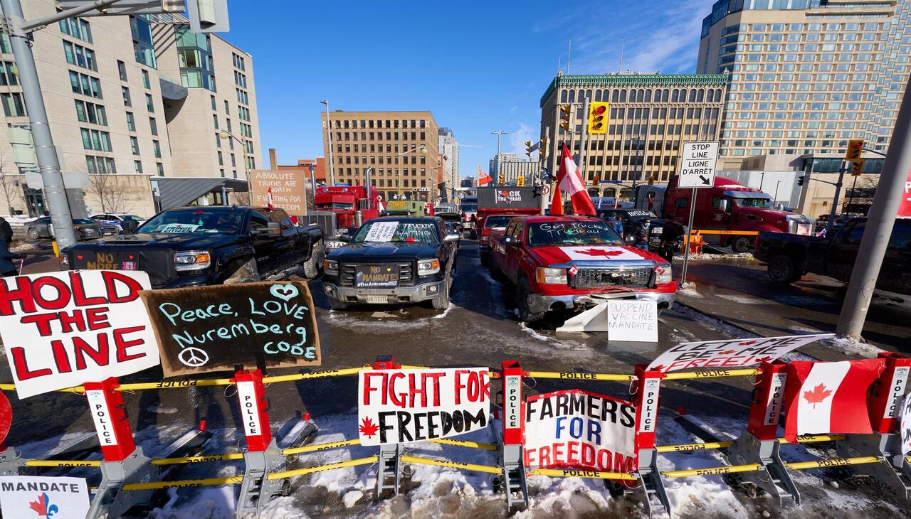 La protesta de los camioneros canadienses ya lleva casi tres días.
