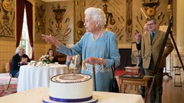 La reina Isabel II celebra 70 años de reinado. 