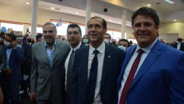 La "dirigencia azul" del MPN presente en la apertura de sesiones de la capital (foto Yamil Regules)