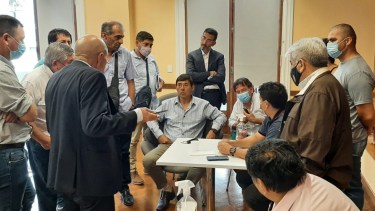 El encuentro entre los gremios y las cámaras empresarias se dio en el marco del ministerio de Trabajo de Nación. (Foto: gentileza)