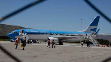 Aeropuerto cerrado en San Martín de los Andes por acumulación de nieve en la pista. Foto: archivo