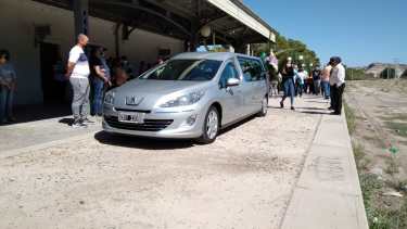 El exintendente fue velado en la sala de sesiones de Regina.