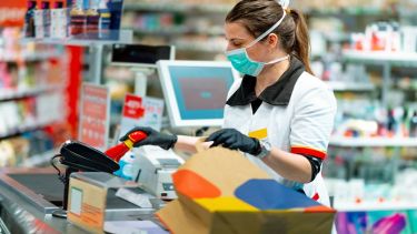 Se resolvió contemplar un aumento del 13% en dos tramos para los próximos meses.