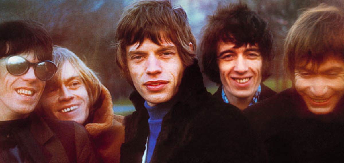 Amanecer de otra noche agitada. Los Stones fueron retratados a la salida de una de las sesiones de grabación del disco.