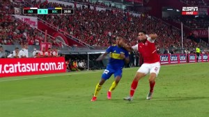 La piña de Insaurralde a Villa y las jugadas discutidas de Independiente-Boca