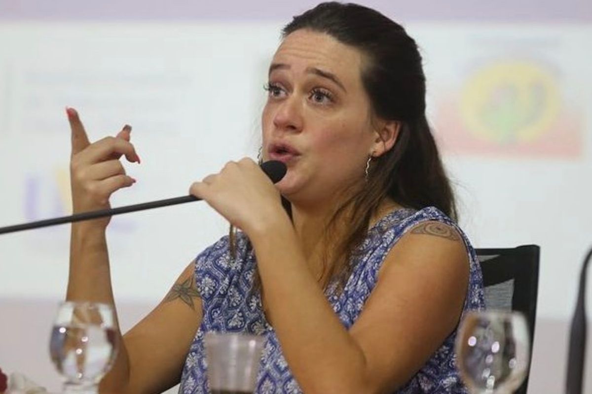 La diputada Isa Penna recibió amenazas luego de criticar duramente a Bolsonaro.