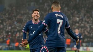 Con dos asistencias de Messi, el PSG le dio vuelta el partido al Saint Etienne y volvió al triunfo