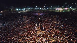 Una multitud vibró al ritmo de Ráfaga en la primera noche de la Fiesta del Río en Viedma