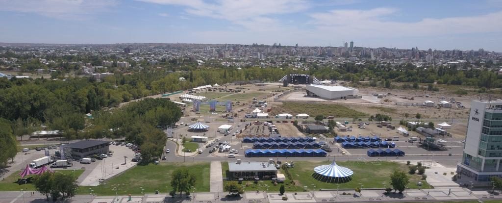 Arranca la novena edición de la Fiesta de la Confluencia - Diario Río Negro