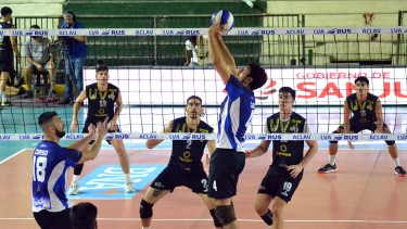 Gigantes mostró mejor nivel que en las anteriores derrotas, pero igual perdió con UVT. Foto: Prensa ACLAV