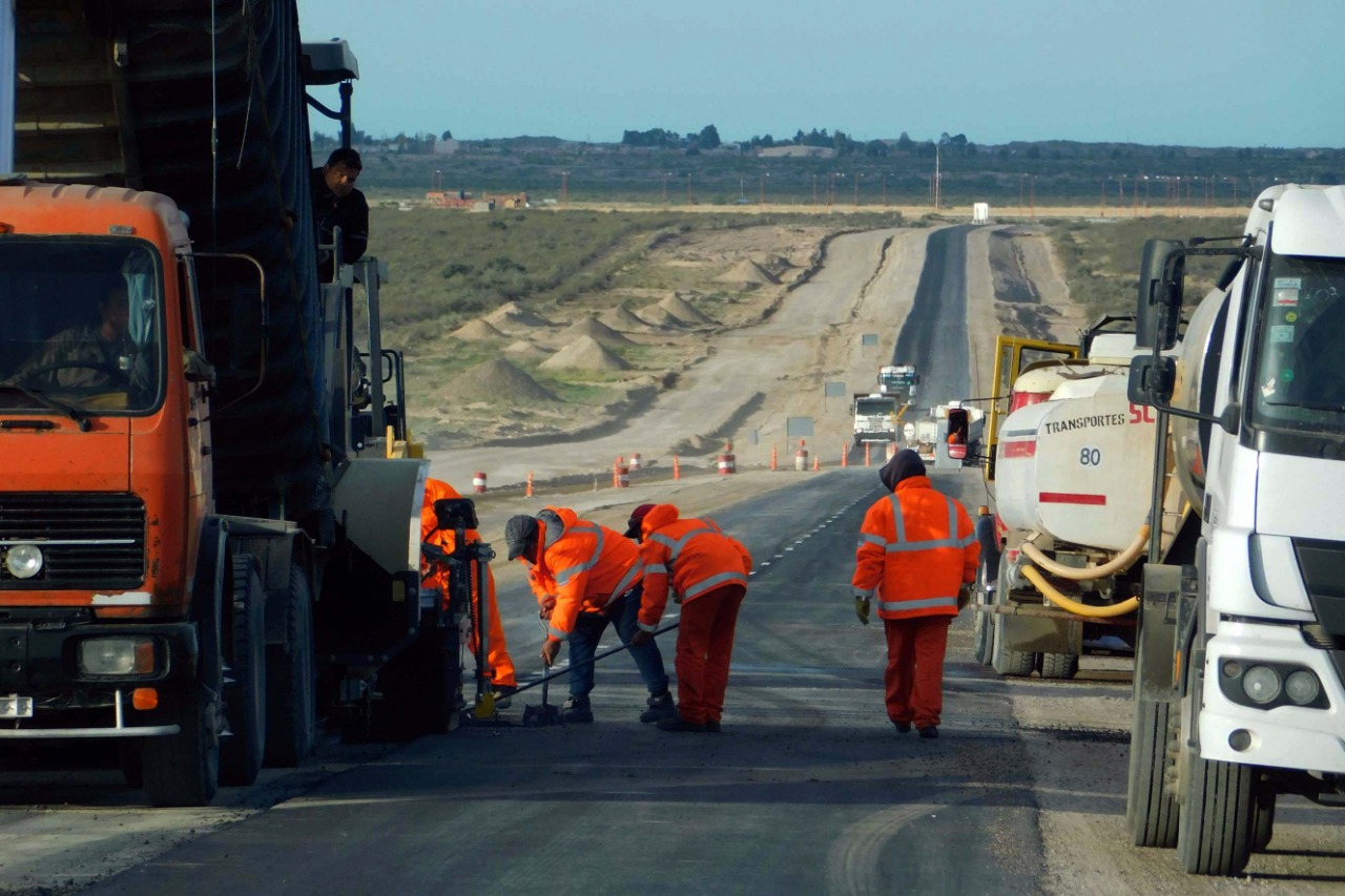 La repavimentación de la ruta 2 se reinauguró a fines del 2020. La obra tuvo un costo de 900 millones de pesos.