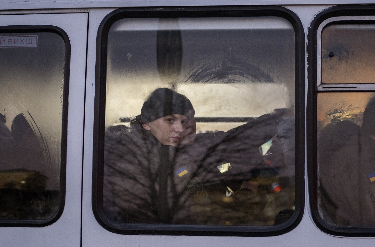 Miembros de la Guardia Nacional de Ucrania se alistaban ante un inminente conflicto bélico con Rusia. Foto: AP.