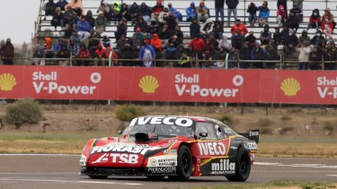 Se viene el TC en Viedma y Urcera es uno de los representantes regionales en la máxima categoría. Para este año cambiará de auto. Foto archivo: Marcelo Ochoa