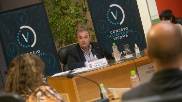 El intendente de la capital rionegrina abre las sesiones ordinarias del Concejo Deliberante de Viedma. Foto Archivo: Pablo Leguizamon