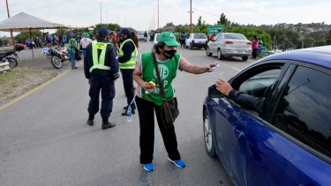 ATE convocó a los puentes en protesta por la demora de la paritaria y fue suficiente. Foto Archivo: Marcelo Ochoa