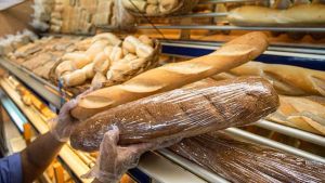 Aumentó el pan por la crisis de abastecimiento de harina: algunos de los precios