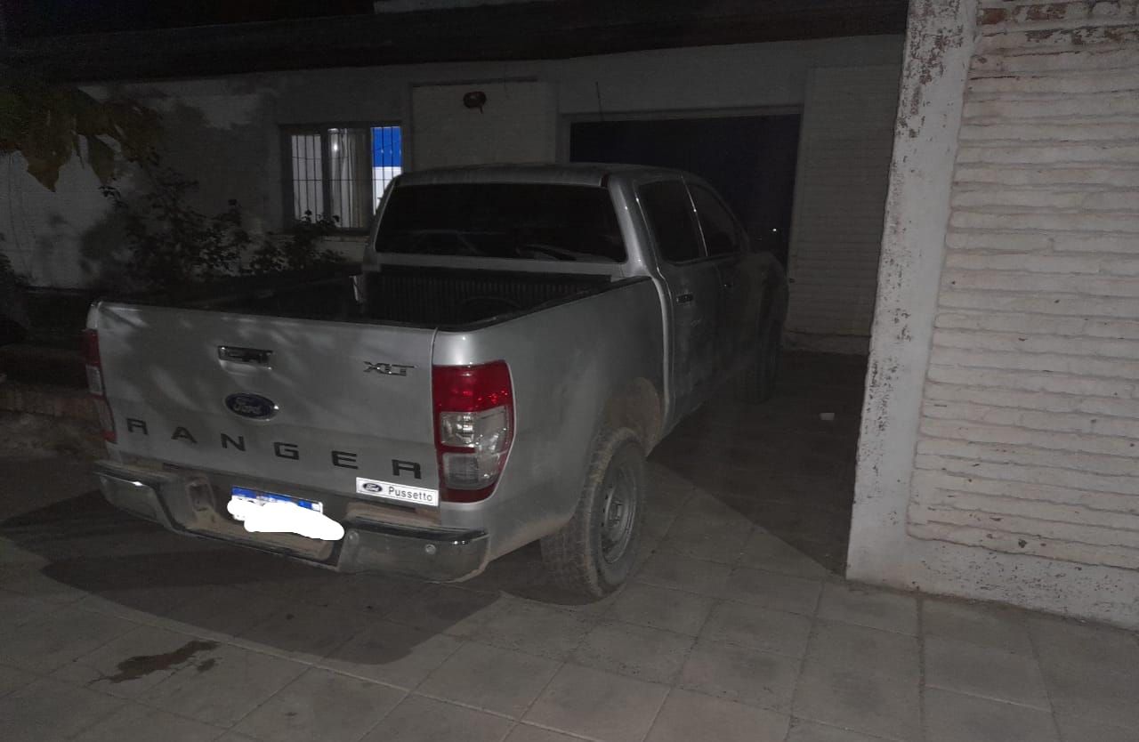La camioneta fue robada el domingo pasado a una familia de Salta. Foto gentileza.