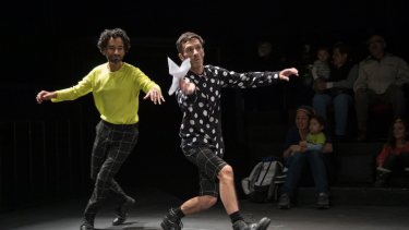 El sábado a las 18 horas la propuesta es un infantil con el elenco de Teatro al Vacio. Foto gentileza