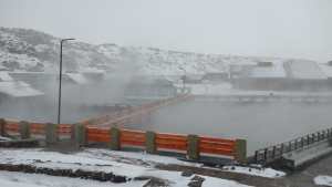 Copahue se cubrió de nieve: baños termales habilitados y mañana vuelve el sol