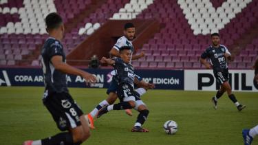 Cipo busca empatar el partido en el segundo tiempo. (Foto: Gentileza Giuliana Ruiz Díaz)