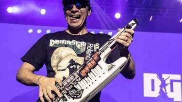 Hoy toda la energía de Pablo Lezcano liderando uno de los grupos populares más grandes de la Argentina.