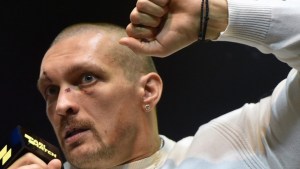 El ejercito ucraniano le dio permiso a Usyk para pelear por el título