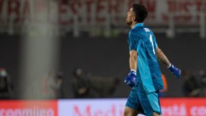 Rossi, la gran figura del Superclásico: «Es un alivio muy grande haber ganado en esta cancha»