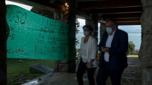 Ponen la lupa en una nueva contratación directa en Bariloche, millonaria y en dólares