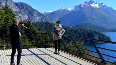 Bariloche: las montañas y el lago ofrecen una combinación única. Clic con la mejor vista en el destino más elegido en la Argentina en el PreViaje 2. 